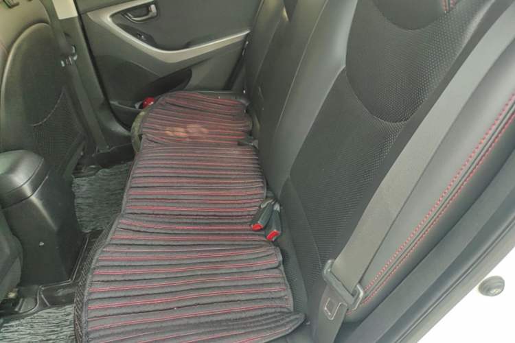 Used Hyundai Elantra (5th Generation / Langdong) 2016 1.6L Automatic Smart Version Left Rear Seat