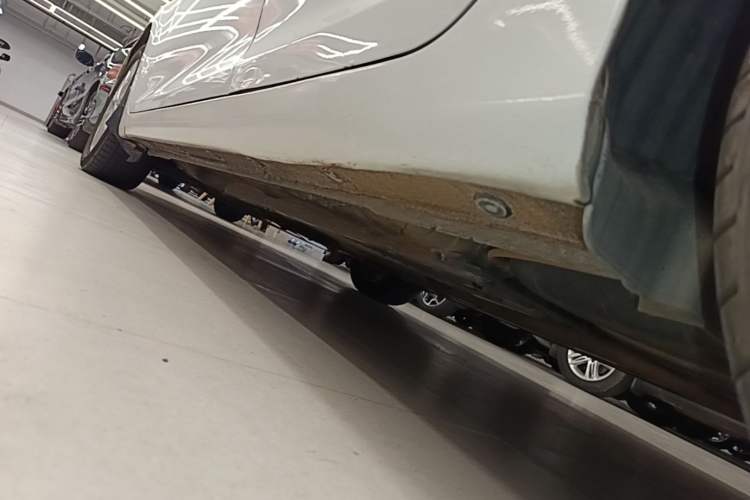 Used Hyundai Elantra (5th Generation / Langdong) 2016 1.6L Automatic Prestige Model Left Side Sill