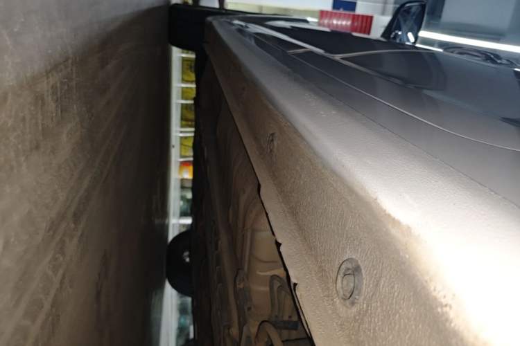 Used Hyundai Elantra (5th Generation / Langdong) 2016 1.6L Automatic Smart Version Left Side Sill