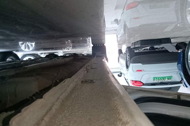 Used Hyundai Elantra (5th Generation / Langdong) 2016 1.6L Automatic Prestige Model Left Side Sill