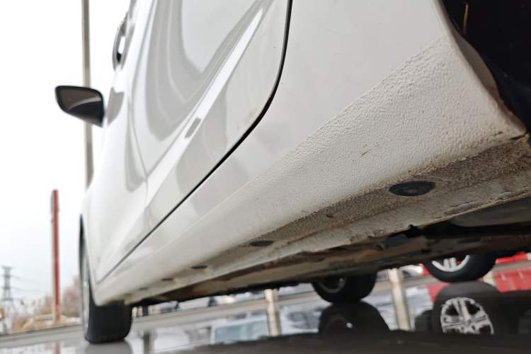 Used Hyundai Elantra (5th Generation / Langdong) 2016 1.6L Automatic Prestige Model Left Side Sill