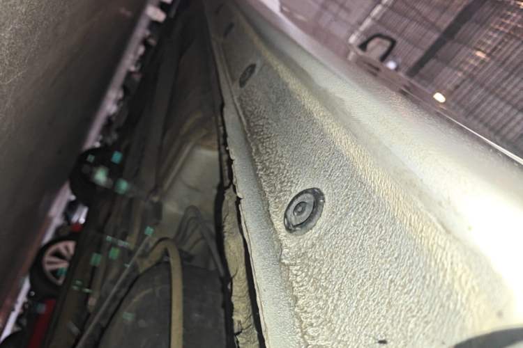 Used Hyundai Elantra (5th Generation / Langdong) 2016 1.6L Automatic Smart Version Left Side Sill