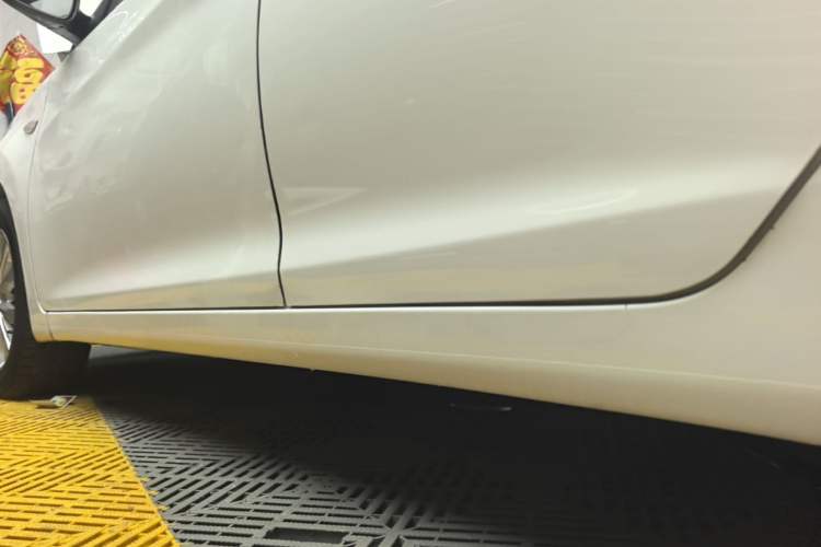Used Hyundai Elantra (5th Generation / Langdong) 2016 1.6L Automatic Smart Version Left Side Sill