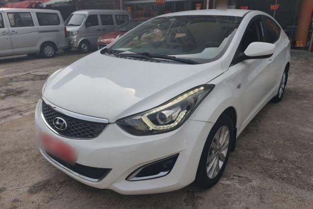 Used Hyundai Elantra (5th Generation / Langdong) 2016 1.6L Automatic Smart Version
