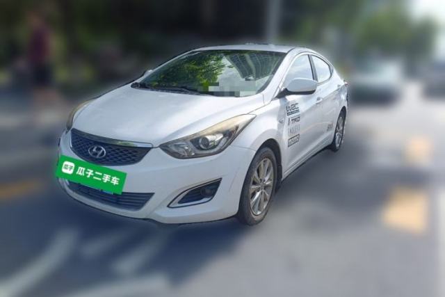 Used Hyundai Elantra (5th Generation / Langdong) 2016 1.6L Automatic Smart Version