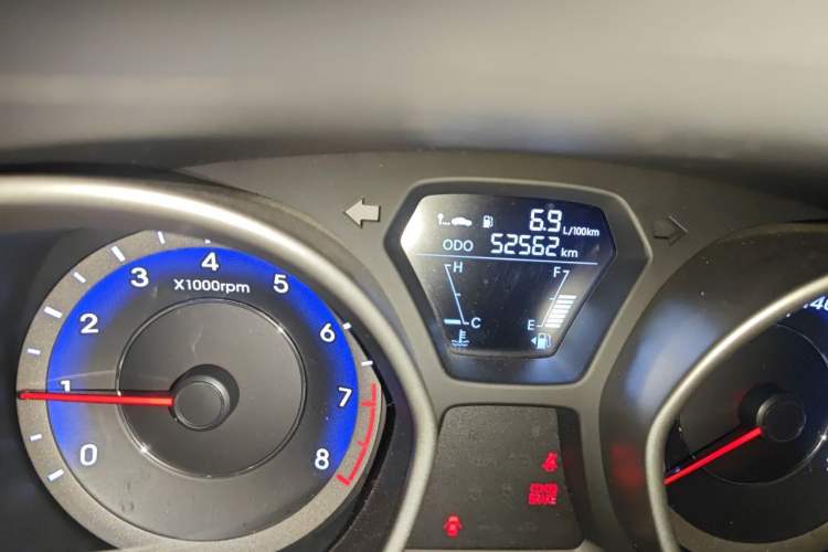 Used Hyundai Elantra (5th Generation / Langdong) 2016 1.6L Manual Fashion Edition Odometer Close Up
