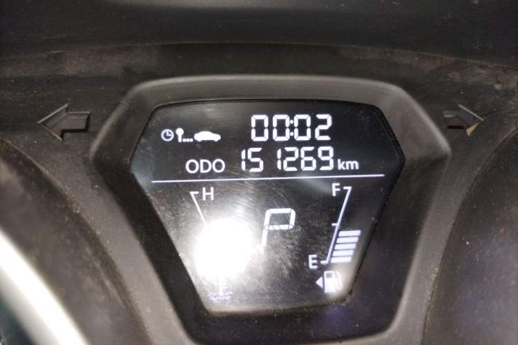 Used Hyundai Elantra (5th Generation / Langdong) 2016 1.6L Automatic Smart Version Odometer Close Up