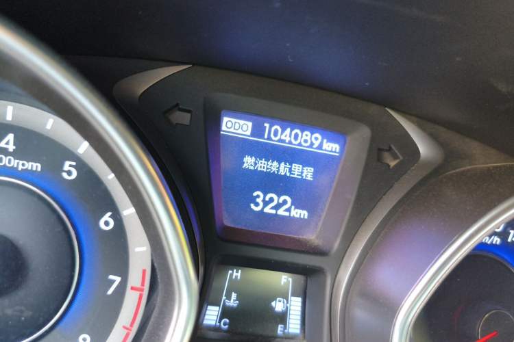 Used Hyundai Elantra (5th Generation / Langdong) 2016 1.6L Manual Luxury Model Odometer Close Up