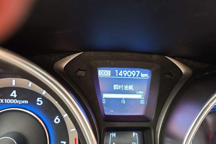 Used Hyundai Elantra (5th Generation / Langdong) 2016 1.6L Manual Luxury Model Odometer Close Up