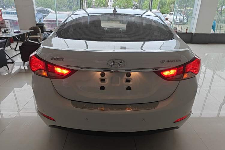 Used Hyundai Elantra (5th Generation / Langdong) 2016 1.6L Automatic Prestige Model Rear