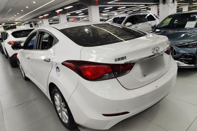 Used Hyundai Elantra (5th Generation / Langdong) 2016 1.6L Automatic Prestige Model Rear Left 45 Deg