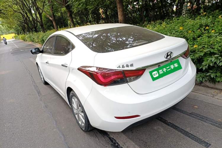 Used Hyundai Elantra (5th Generation / Langdong) 2016 1.6L Automatic Prestige Model Rear Left 45 Deg
