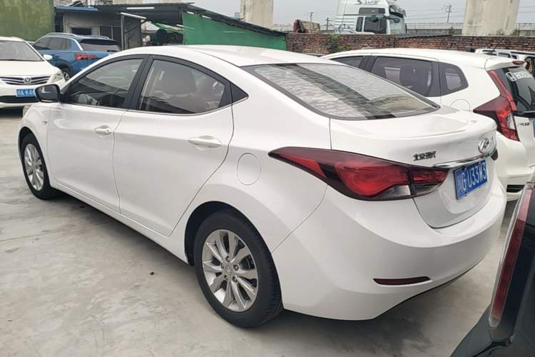 Used Hyundai Elantra (5th Generation / Langdong) 2016 1.6L Automatic Smart Version Rear Left 45 Deg