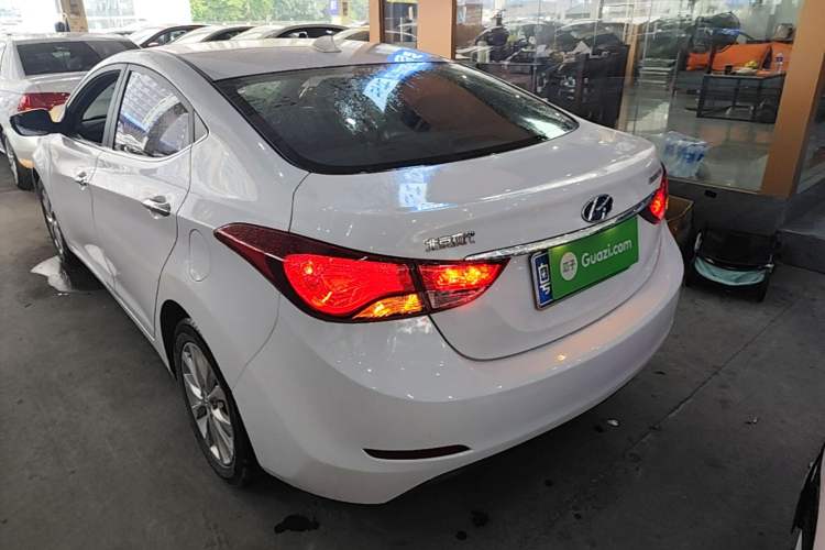 Used Hyundai Elantra (5th Generation / Langdong) 2016 1.6L Automatic Prestige Model Rear Left 45 Deg