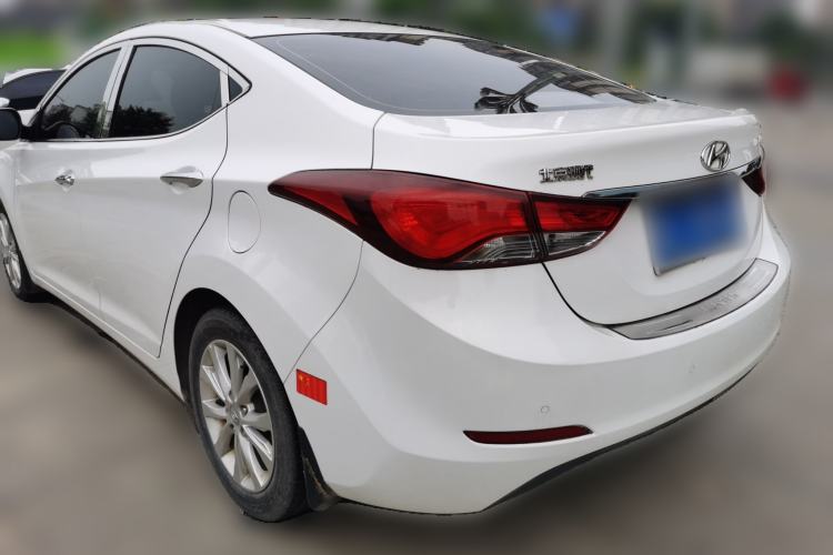 Used Hyundai Elantra (5th Generation / Langdong) 2016 1.6L Manual Luxury Model Rear Left 45 Deg