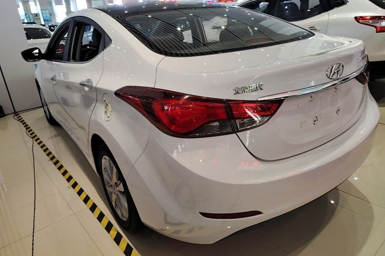 Used Hyundai Elantra (5th Generation / Langdong) 2016 1.6L Automatic Prestige Model Rear Left 45 Deg