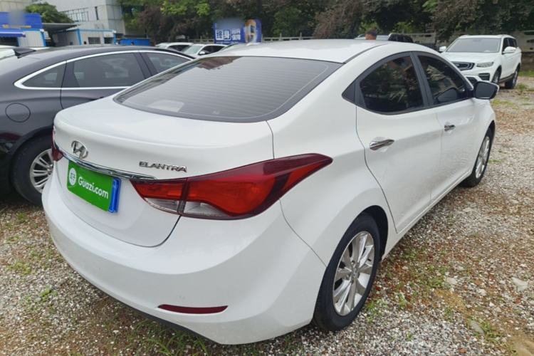 Used Hyundai Elantra (5th Generation / Langdong) 2016 1.6L Automatic Prestige Model Rear Right 45 Deg