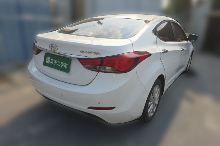 Used Hyundai Elantra (5th Generation / Langdong) 2016 1.6L Manual Luxury Model Rear Right 45 Deg