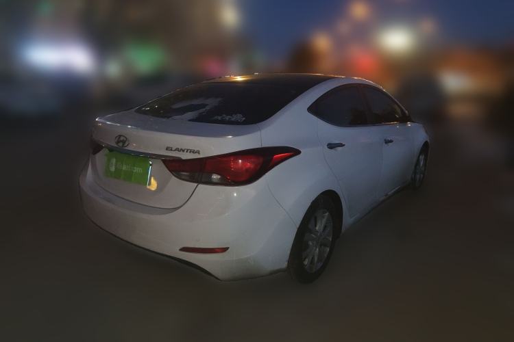 Used Hyundai Elantra (5th Generation / Langdong) 2016 1.6L Manual Luxury Model Rear Right 45 Deg