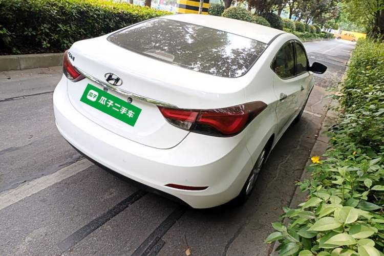 Used Hyundai Elantra (5th Generation / Langdong) 2016 1.6L Automatic Prestige Model Rear Right 45 Deg