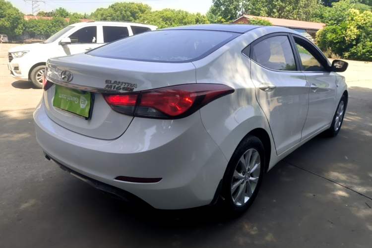 Used Hyundai Elantra (5th Generation / Langdong) 2016 1.6L Automatic Smart Version Rear Right 45 Deg