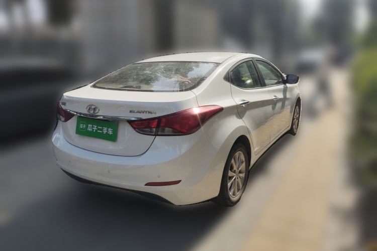 Used Hyundai Elantra (5th Generation / Langdong) 2016 1.6L Automatic Prestige Model Rear Right 45 Deg