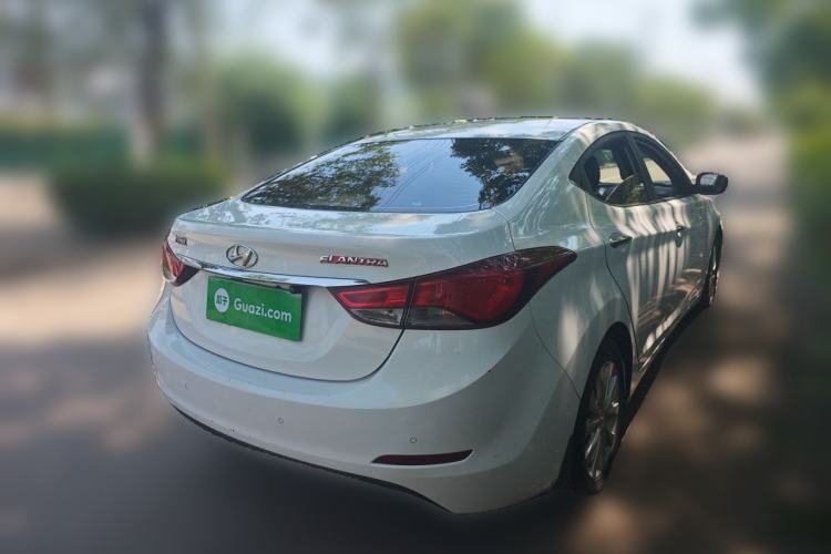 Used Hyundai Elantra (5th Generation / Langdong) 2016 1.6L Manual Luxury Model Rear Right 45 Deg