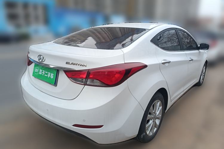Used Hyundai Elantra (5th Generation / Langdong) 2016 1.6L Manual Luxury Model Rear Right 45 Deg