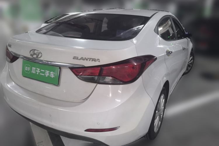 Used Hyundai Elantra (5th Generation / Langdong) 2016 1.6L Manual Luxury Model Rear Right 45 Deg
