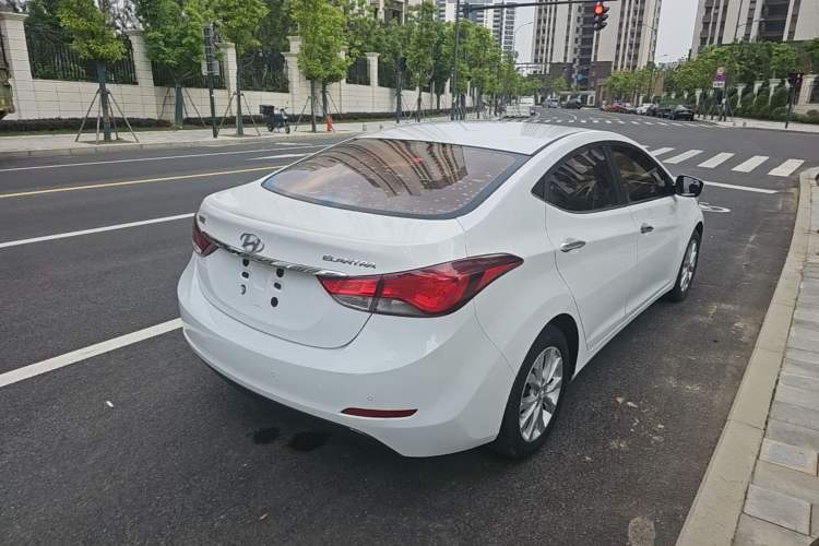 Used Hyundai Elantra (5th Generation / Langdong) 2016 1.6L Automatic Prestige Model Rear Right 45 Deg