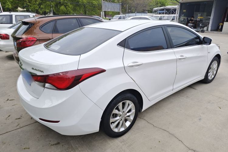Used Hyundai Elantra (5th Generation / Langdong) 2016 1.6L Automatic Smart Version Rear Right 45 Deg