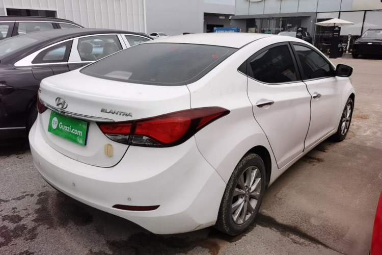 Used Hyundai Elantra (5th Generation / Langdong) 2016 1.6L Automatic Prestige Model Rear Right 45 Deg