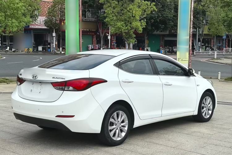 Used Hyundai Elantra (5th Generation / Langdong) 2016 1.6L Automatic Smart Version Rear Right 45 Deg