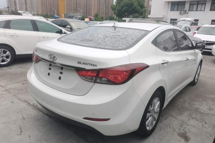 Used Hyundai Elantra (5th Generation / Langdong) 2016 1.6L Automatic Prestige Model Rear Right 45 Deg