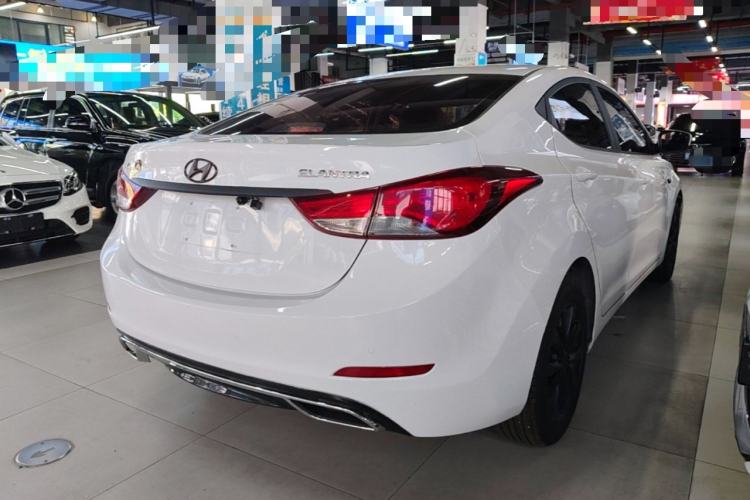 Used Hyundai Elantra (5th Generation / Langdong) 2016 1.6L Automatic Smart Version Rear Right 45 Deg