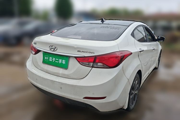 Used Hyundai Elantra (5th Generation / Langdong) 2016 1.6L Manual Luxury Model Rear Right 45 Deg