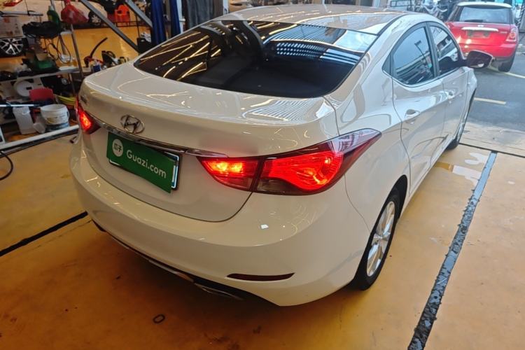 Used Hyundai Elantra (5th Generation / Langdong) 2016 1.6L Automatic Smart Version Rear Right 45 Deg