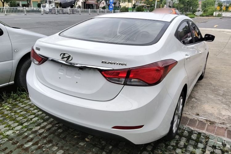Used Hyundai Elantra (5th Generation / Langdong) 2016 1.6L Automatic Smart Version Rear Right 45 Deg