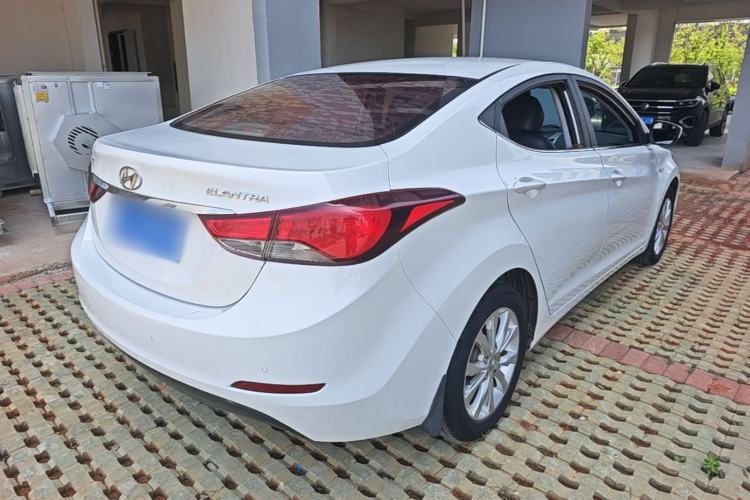 Used Hyundai Elantra (5th Generation / Langdong) 2016 1.6L Automatic Smart Version Rear Right 45 Deg