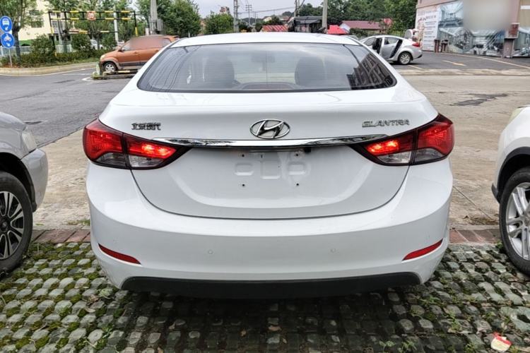 Used Hyundai Elantra (5th Generation / Langdong) 2016 1.6L Automatic Smart Version Rear