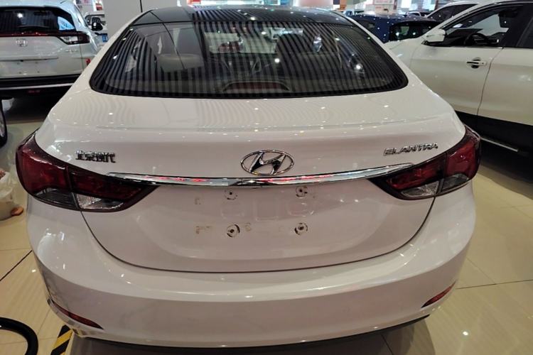 Used Hyundai Elantra (5th Generation / Langdong) 2016 1.6L Automatic Prestige Model Rear