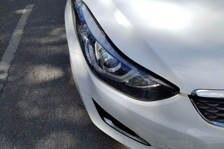 Used Hyundai Elantra (5th Generation / Langdong) 2016 1.6L Automatic Prestige Model Right Front Headlight