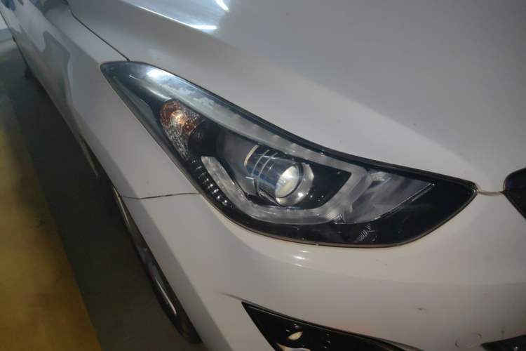 Used Hyundai Elantra (5th Generation / Langdong) 2016 1.6L Automatic Prestige Model Right Front Headlight