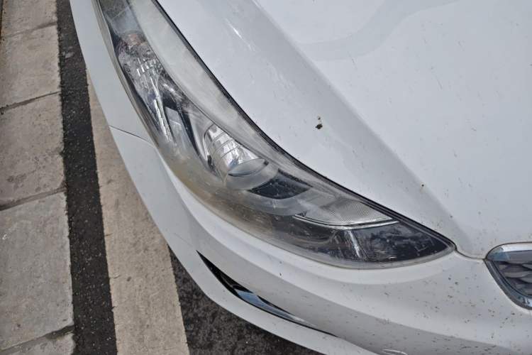 Used Hyundai Elantra (5th Generation / Langdong) 2016 1.6L Automatic Smart Version Right Front Headlight