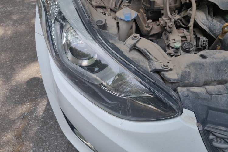 Used Hyundai Elantra (5th Generation / Langdong) 2016 1.6L Automatic Prestige Model Right Front Headlight