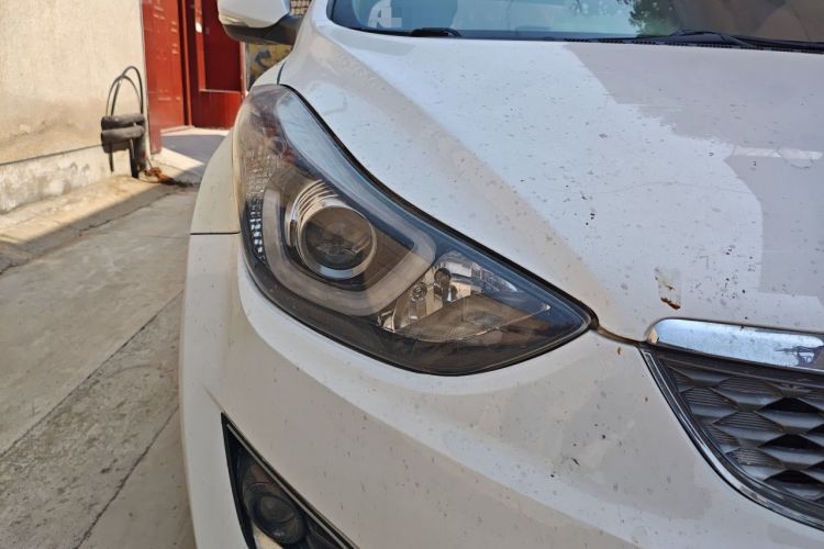 Used Hyundai Elantra (5th Generation / Langdong) 2016 1.6L Manual Luxury Model Right Front Headlight