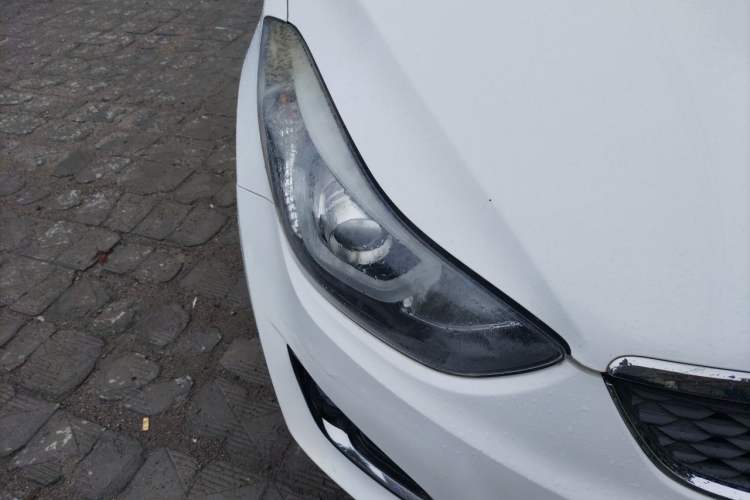 Used Hyundai Elantra (5th Generation / Langdong) 2016 1.6L Automatic Smart Version Right Front Headlight
