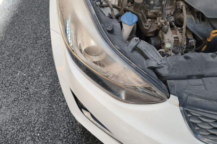 Used Hyundai Elantra (5th Generation / Langdong) 2016 1.6L Automatic Smart Version Right Front Headlight
