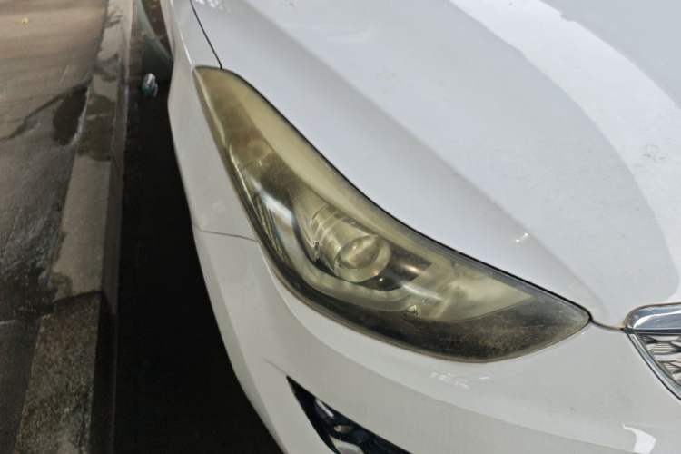 Used Hyundai Elantra (5th Generation / Langdong) 2016 1.6L Automatic Prestige Model Right Front Headlight