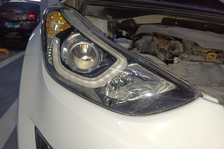Used Hyundai Elantra (5th Generation / Langdong) 2016 1.6L Automatic Prestige Model Right Front Headlight
